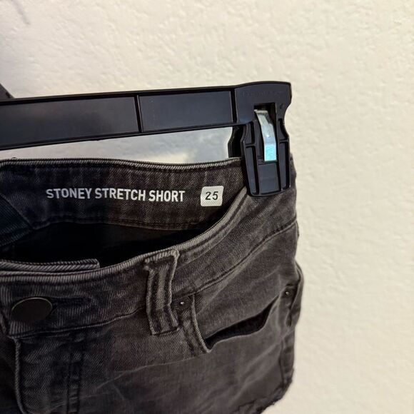 Volcom Black Jean Shorts Distressed Raw Hem sz 25 - Picture 4 of 4